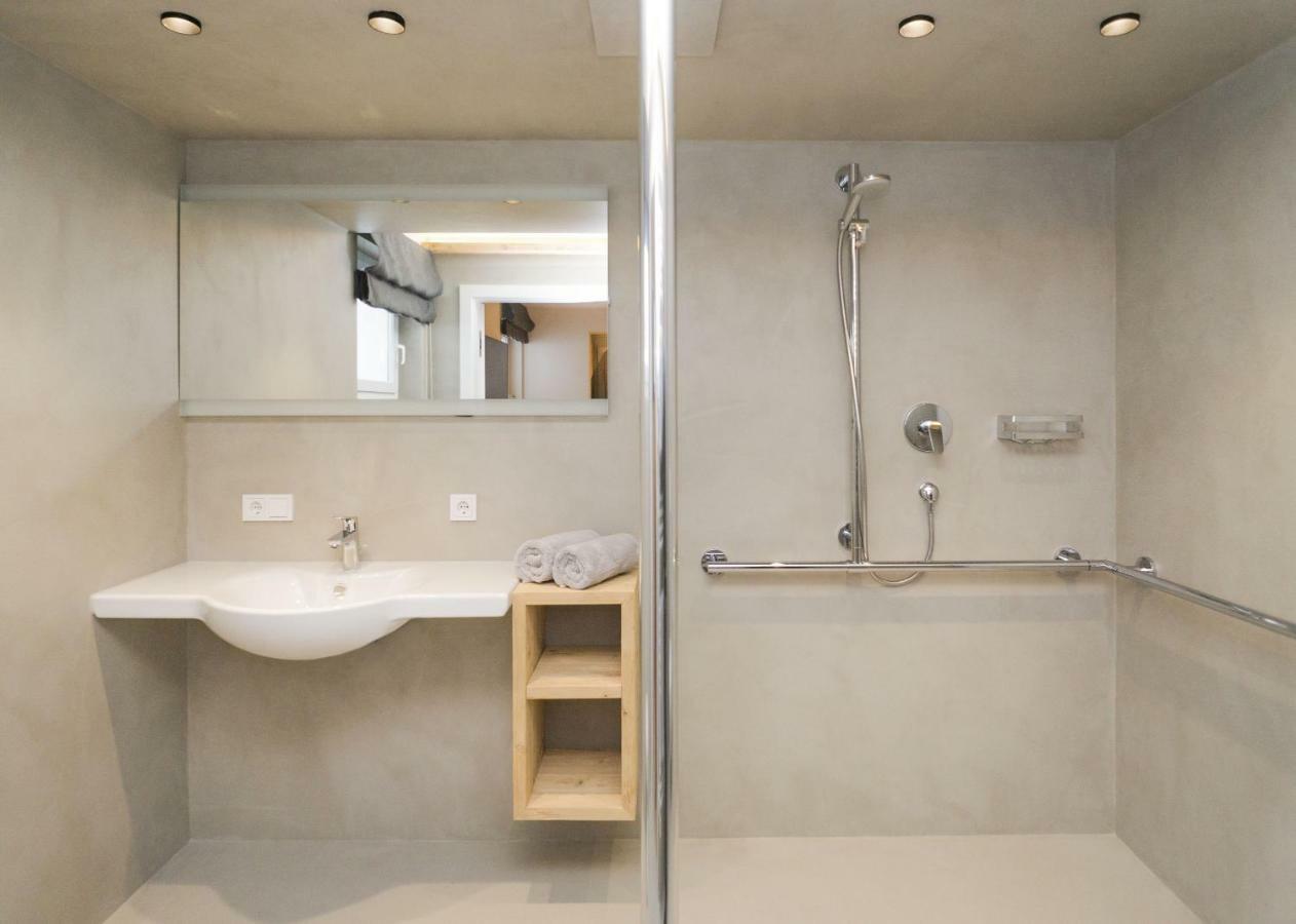 Appartements Erwin Huettl III นอยเคียร์เชน อัม โกรสเวเนดิเกอร์ ภายนอก รูปภาพ